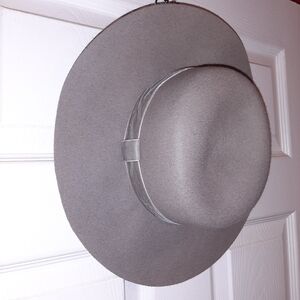 Halogen 100% Wool Floppy Hat